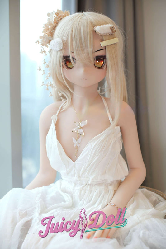 Emily,150cm Ccup ,Cooling off in the desert